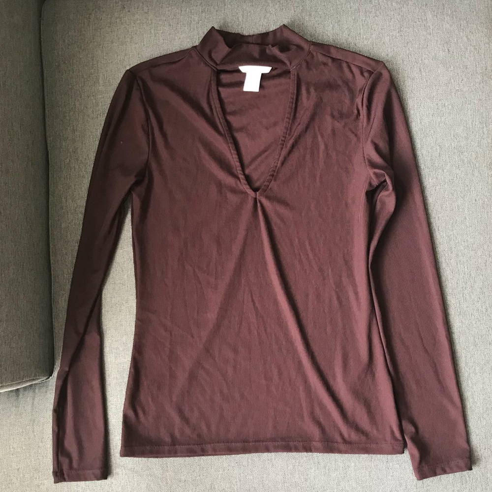 H&M Purple Plum V Neck Choker Top